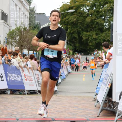 31.08.2025 - 21. Blankeneser Heldenlauf Strokosch-Dieckow http://msf.ph/oto/8682903 31.08.2025 12:04:32 Ziel 4118 meine-sportfotos.de