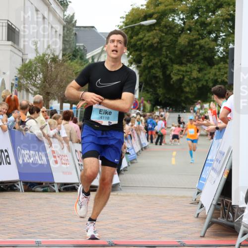 31.08.2025 - 21. Blankeneser Heldenlauf Strokosch-Dieckow http://msf.ph/oto/8682910 31.08.2025 12:04:32 Ziel 4118 meine-sportfotos.de