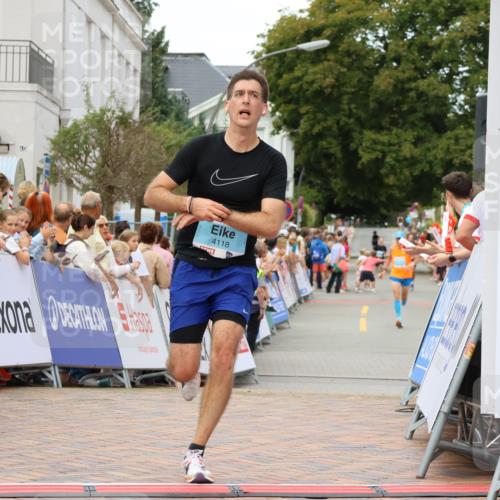 31.08.2025 - 21. Blankeneser Heldenlauf Strokosch-Dieckow http://msf.ph/oto/8682918 31.08.2025 12:04:32 Ziel 4118 meine-sportfotos.de