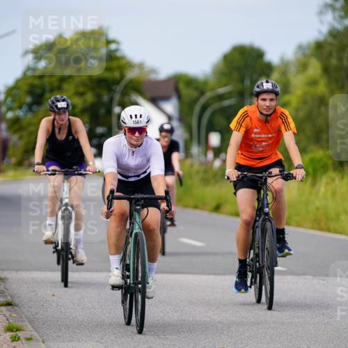 31.08.2025 - Elbe Triathlon Hamburg Michael Burmester http://msf.ph/oto/8682934 31.08.2025 11:07:04 Radfahren 952, 1477, 1556, 1561, 1618 meine-sportfotos.de