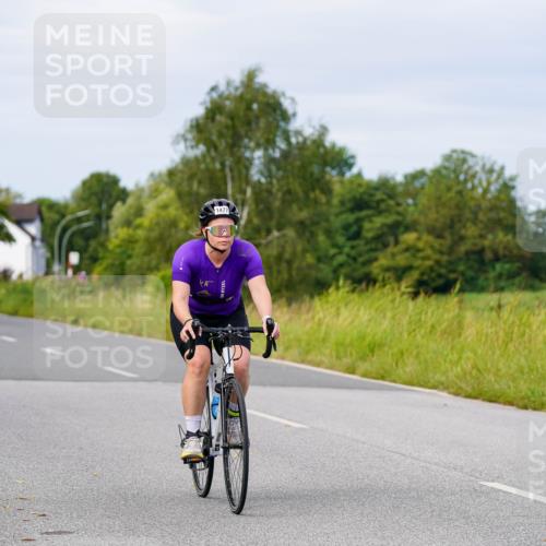 31.08.2025 - Elbe Triathlon Hamburg Michael Burmester http://msf.ph/oto/8682960 31.08.2025 11:07:10 Radfahren 1340, 1477, 1556, 1618 meine-sportfotos.de