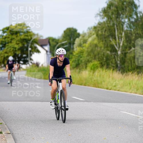 31.08.2025 - Elbe Triathlon Hamburg Michael Burmester http://msf.ph/oto/8683002 31.08.2025 11:07:29 Radfahren 1294, 1554, 1611 meine-sportfotos.de