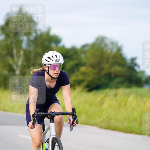 31.08.2025 - Elbe Triathlon Hamburg Michael Burmester http://msf.ph/oto/8683010 31.08.2025 11:07:31 Radfahren 1294, 1554, 1611 meine-sportfotos.de