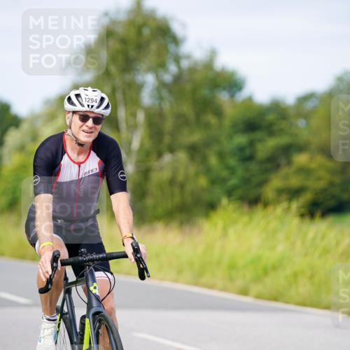31.08.2025 - Elbe Triathlon Hamburg Michael Burmester http://msf.ph/oto/8683018 31.08.2025 11:07:35 Radfahren 1294, 1524 meine-sportfotos.de