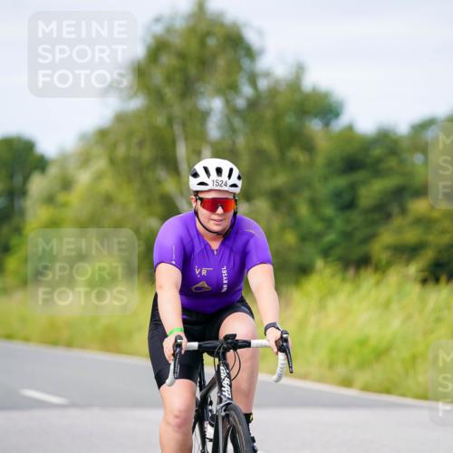 31.08.2025 - Elbe Triathlon Hamburg Michael Burmester http://msf.ph/oto/8683033 31.08.2025 11:07:38 Radfahren 1294, 1343, 1524, 1582 meine-sportfotos.de