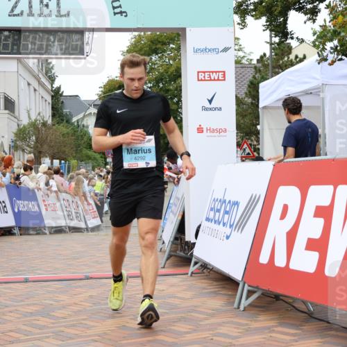 31.08.2025 - 21. Blankeneser Heldenlauf Strokosch-Dieckow http://msf.ph/oto/8683070 31.08.2025 12:04:09 Ziel 5063, 5261, 4292 meine-sportfotos.de