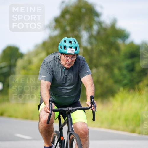 31.08.2025 - Elbe Triathlon Hamburg Michael Burmester http://msf.ph/oto/8683091 31.08.2025 11:08:10 Radfahren 1325, 1492 meine-sportfotos.de