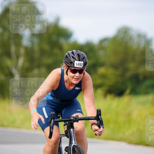 31.08.2025 - Elbe Triathlon Hamburg Michael Burmester http://msf.ph/oto/8683103 31.08.2025 11:08:17 Radfahren 1271, 1413, 1434, 1469, 1492 meine-sportfotos.de