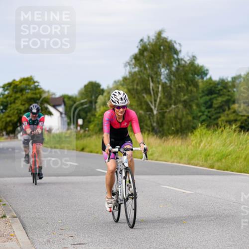 31.08.2025 - Elbe Triathlon Hamburg Michael Burmester http://msf.ph/oto/8683121 31.08.2025 11:08:21 Radfahren 1271, 1413, 1434, 1469 meine-sportfotos.de