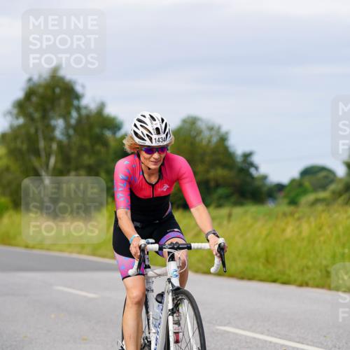 31.08.2025 - Elbe Triathlon Hamburg Michael Burmester http://msf.ph/oto/8683124 31.08.2025 11:08:22 Radfahren 1271, 1413, 1434, 1469 meine-sportfotos.de