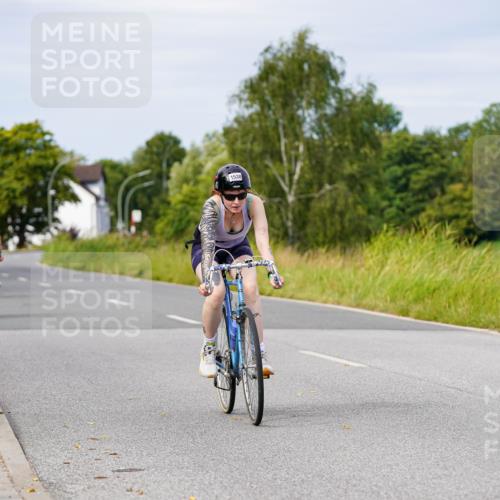31.08.2025 - Elbe Triathlon Hamburg Michael Burmester http://msf.ph/oto/8683166 31.08.2025 11:08:53 Radfahren 1378, 1538, 1548 meine-sportfotos.de
