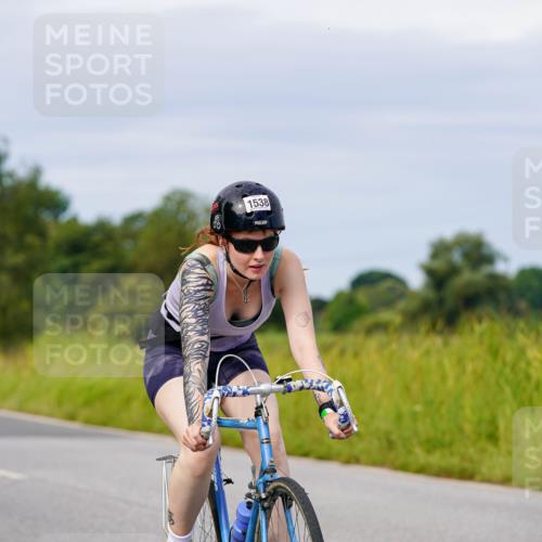 31.08.2025 - Elbe Triathlon Hamburg Michael Burmester http://msf.ph/oto/8683169 31.08.2025 11:08:54 Radfahren 1378, 1538, 1548 meine-sportfotos.de