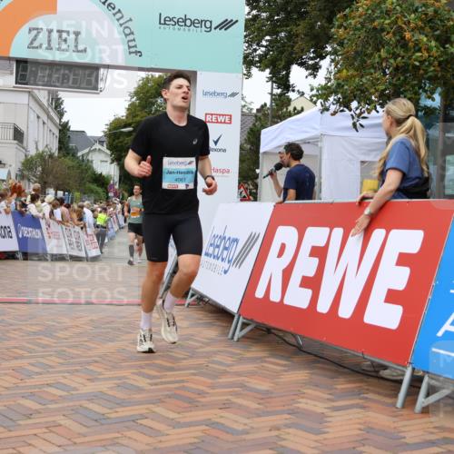 31.08.2025 - 21. Blankeneser Heldenlauf Strokosch-Dieckow http://msf.ph/oto/8683175 31.08.2025 12:04:02 Ziel 5063, 5261, 4046, 4061 meine-sportfotos.de