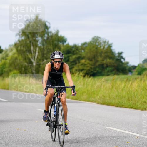 31.08.2025 - Elbe Triathlon Hamburg Michael Burmester http://msf.ph/oto/8683187 31.08.2025 11:09:02 Radfahren 1389, 1487, 1513 meine-sportfotos.de