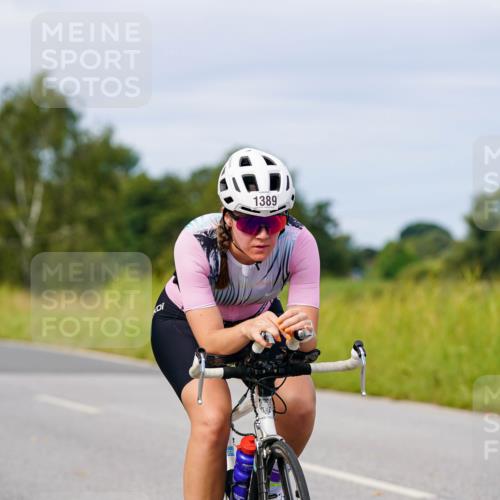 31.08.2025 - Elbe Triathlon Hamburg Michael Burmester http://msf.ph/oto/8683195 31.08.2025 11:09:03 Radfahren 1389, 1487, 1513, 1515 meine-sportfotos.de