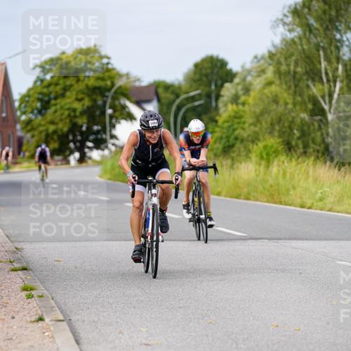 31.08.2025 - Elbe Triathlon Hamburg Michael Burmester http://msf.ph/oto/8683210 31.08.2025 11:09:19 Radfahren 1381, 1494, 1600 meine-sportfotos.de