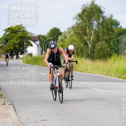 31.08.2025 - Elbe Triathlon Hamburg Michael Burmester http://msf.ph/oto/8683214 31.08.2025 11:09:19 Radfahren 1381, 1494, 1600 meine-sportfotos.de
