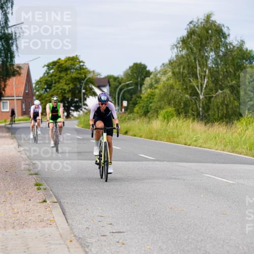 31.08.2025 - Elbe Triathlon Hamburg Michael Burmester http://msf.ph/oto/8683222 31.08.2025 11:09:25 Radfahren 1295, 1381, 1520 meine-sportfotos.de
