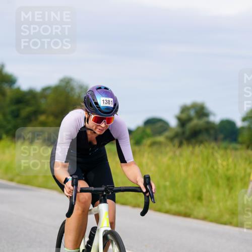 31.08.2025 - Elbe Triathlon Hamburg Michael Burmester http://msf.ph/oto/8683230 31.08.2025 11:09:26 Radfahren 1295, 1381, 1520 meine-sportfotos.de
