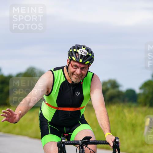 31.08.2025 - Elbe Triathlon Hamburg Michael Burmester http://msf.ph/oto/8683236 31.08.2025 11:09:28 Radfahren 1295, 1381, 1520 meine-sportfotos.de