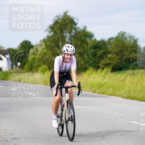 31.08.2025 - Elbe Triathlon Hamburg Michael Burmester http://msf.ph/oto/8683239 31.08.2025 11:09:29 Radfahren 1295, 1381, 1509, 1520 meine-sportfotos.de