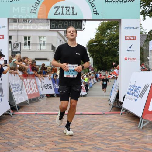31.08.2025 - 21. Blankeneser Heldenlauf Strokosch-Dieckow http://msf.ph/oto/8683242 31.08.2025 12:03:56 Ziel 4046, 4061 meine-sportfotos.de
