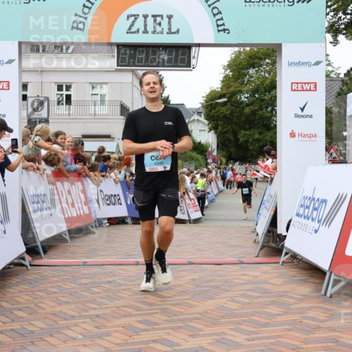 31.08.2025 - 21. Blankeneser Heldenlauf Strokosch-Dieckow http://msf.ph/oto/8683281 31.08.2025 12:03:56 Ziel 4046, 4061 meine-sportfotos.de