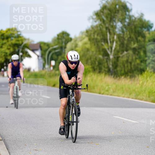 31.08.2025 - Elbe Triathlon Hamburg Michael Burmester http://msf.ph/oto/8683343 31.08.2025 11:10:24 Radfahren 1411, 1416, 1422, 1429, 1484, 1601 meine-sportfotos.de