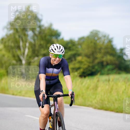 31.08.2025 - Elbe Triathlon Hamburg Michael Burmester http://msf.ph/oto/8683380 31.08.2025 11:10:32 Radfahren 1335, 1388, 1396, 1425, 1429, 1550 meine-sportfotos.de