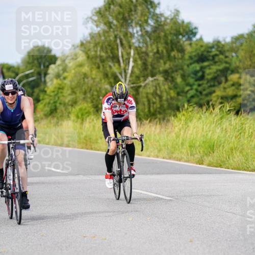 31.08.2025 - Elbe Triathlon Hamburg Michael Burmester http://msf.ph/oto/8683395 31.08.2025 11:10:36 Radfahren 1335, 1367, 1382, 1388, 1393, 1396, 1550 meine-sportfotos.de