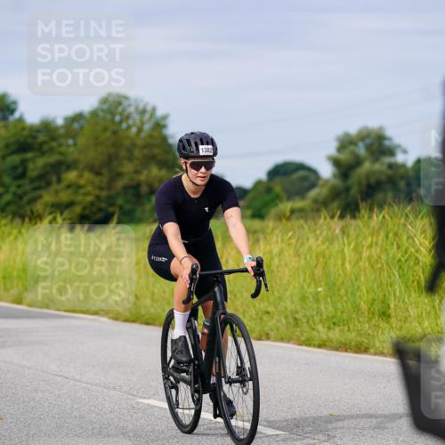31.08.2025 - Elbe Triathlon Hamburg Michael Burmester http://msf.ph/oto/8683432 31.08.2025 11:10:43 Radfahren 988, 1365, 1367, 1382, 1393 meine-sportfotos.de