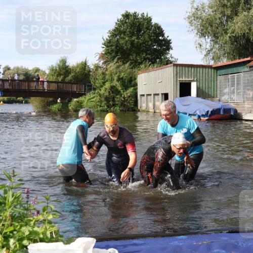 31.08.2025 - Elbe Triathlon Hamburg Luisa Fischer http://msf.ph/oto/8683475 31.08.2025 10:17:21 Schwimmen 1079, 1149 meine-sportfotos.de