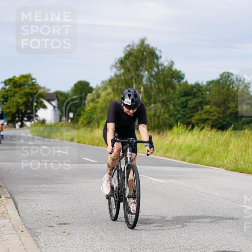 31.08.2025 - Elbe Triathlon Hamburg Michael Burmester http://msf.ph/oto/8683488 31.08.2025 11:11:15 Radfahren 1309, 1386, 1431, 1498, 1555, 1606 meine-sportfotos.de
