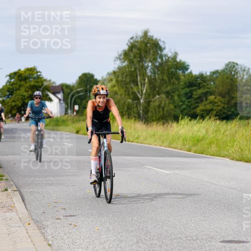 31.08.2025 - Elbe Triathlon Hamburg Michael Burmester http://msf.ph/oto/8683516 31.08.2025 11:11:27 Radfahren 1525, 1537 meine-sportfotos.de