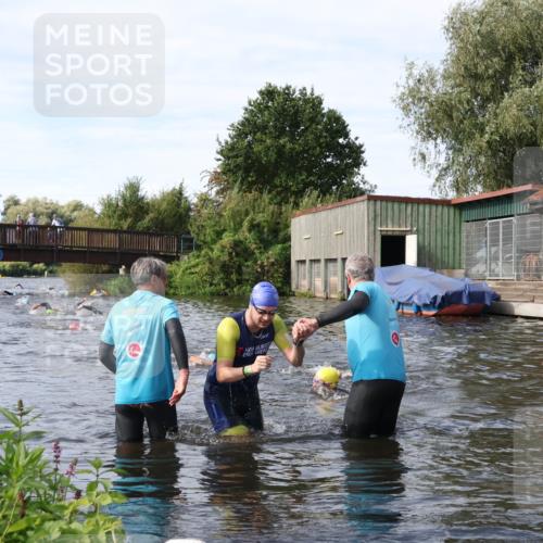 31.08.2025 - Elbe Triathlon Hamburg Luisa Fischer http://msf.ph/oto/8683539 31.08.2025 10:18:41 Schwimmen 1025, 1160 meine-sportfotos.de