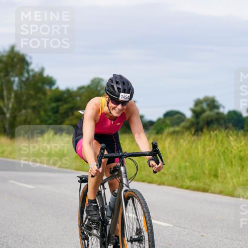 31.08.2025 - Elbe Triathlon Hamburg Michael Burmester http://msf.ph/oto/8683542 31.08.2025 11:11:39 Radfahren 1435, 1454 meine-sportfotos.de