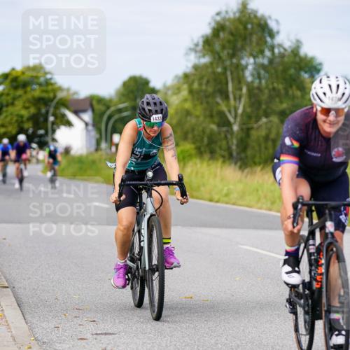 31.08.2025 - Elbe Triathlon Hamburg Michael Burmester http://msf.ph/oto/8683574 31.08.2025 11:12:21 Radfahren 1374, 1390, 1404, 1433, 1442, 1462, 1476, 1615 meine-sportfotos.de
