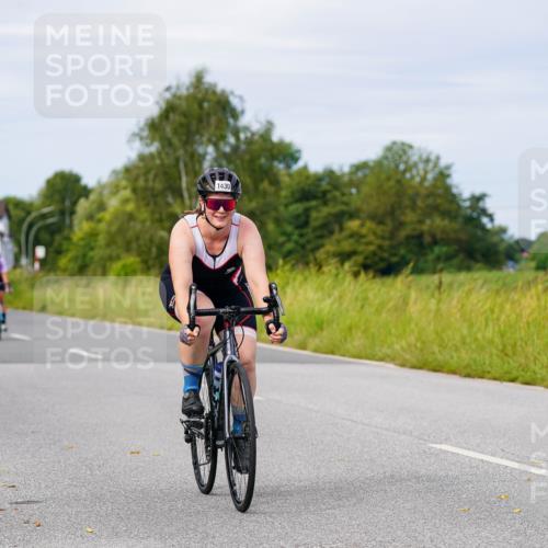 31.08.2025 - Elbe Triathlon Hamburg Michael Burmester http://msf.ph/oto/8683635 31.08.2025 11:12:34 Radfahren 1395, 1409, 1430, 1517, 1614 meine-sportfotos.de