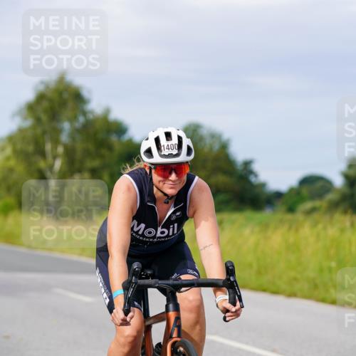 31.08.2025 - Elbe Triathlon Hamburg Michael Burmester http://msf.ph/oto/8683678 31.08.2025 11:13:16 Radfahren 1400, 1406, 1450 meine-sportfotos.de