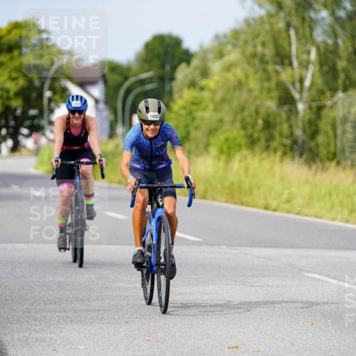 31.08.2025 - Elbe Triathlon Hamburg Michael Burmester http://msf.ph/oto/8683683 31.08.2025 11:13:20 Radfahren 1406, 1450 meine-sportfotos.de