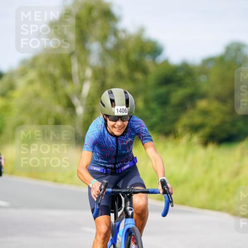 31.08.2025 - Elbe Triathlon Hamburg Michael Burmester http://msf.ph/oto/8683686 31.08.2025 11:13:21 Radfahren 1406, 1450 meine-sportfotos.de