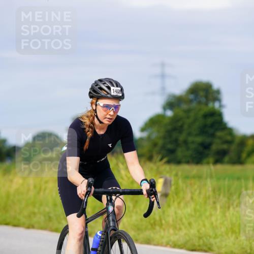 31.08.2025 - Elbe Triathlon Hamburg Michael Burmester http://msf.ph/oto/8683721 31.08.2025 11:13:51 Radfahren 1392, 1405 meine-sportfotos.de