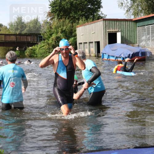 31.08.2025 - Elbe Triathlon Hamburg Luisa Fischer http://msf.ph/oto/8683744 31.08.2025 10:20:18 Schwimmen 1014, 1143, 1226 meine-sportfotos.de