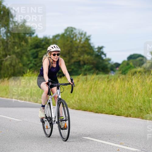 31.08.2025 - Elbe Triathlon Hamburg Michael Burmester http://msf.ph/oto/8683820 31.08.2025 11:14:39 Radfahren 1377, 1438, 1474, 1502, 1504, 1522, 1604 meine-sportfotos.de