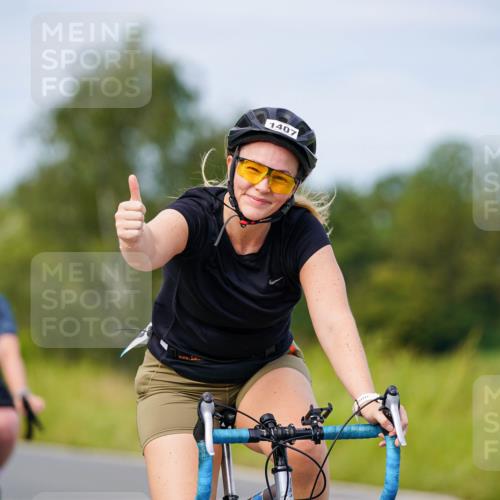 31.08.2025 - Elbe Triathlon Hamburg Michael Burmester http://msf.ph/oto/8683858 31.08.2025 11:14:50 Radfahren 1345, 1363, 1407, 1475, 1594 meine-sportfotos.de