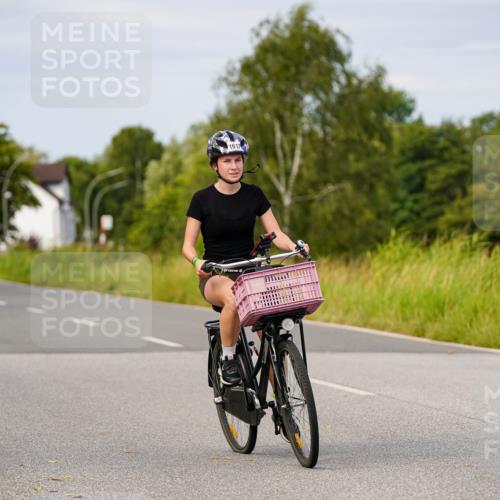 31.08.2025 - Elbe Triathlon Hamburg Michael Burmester http://msf.ph/oto/8683910 31.08.2025 11:15:06 Radfahren 1383, 1457, 1616, 1617 meine-sportfotos.de
