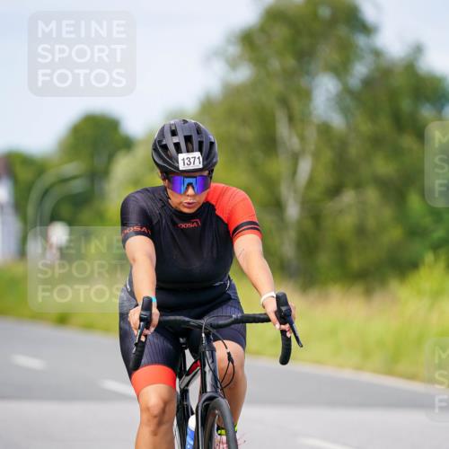 31.08.2025 - Elbe Triathlon Hamburg Michael Burmester http://msf.ph/oto/8683924 31.08.2025 11:15:22 Radfahren 1371, 1458 meine-sportfotos.de