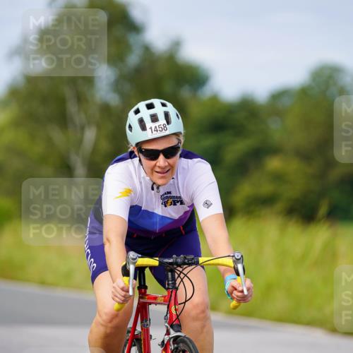 31.08.2025 - Elbe Triathlon Hamburg Michael Burmester http://msf.ph/oto/8683932 31.08.2025 11:15:25 Radfahren 1371, 1458 meine-sportfotos.de
