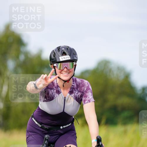 31.08.2025 - Elbe Triathlon Hamburg Michael Burmester http://msf.ph/oto/8683961 31.08.2025 11:15:48 Radfahren 1414, 1420, 1506 meine-sportfotos.de