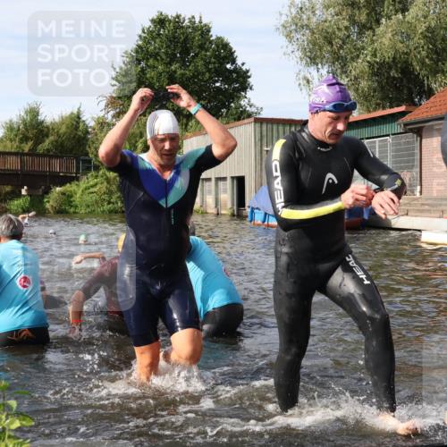 31.08.2025 - Elbe Triathlon Hamburg Luisa Fischer http://msf.ph/oto/8683978 31.08.2025 10:21:39 Schwimmen 1114, 1139, 1157, 1176, 1195, 1204, 1205, 1213, 1223, 1238, 1240 meine-sportfotos.de